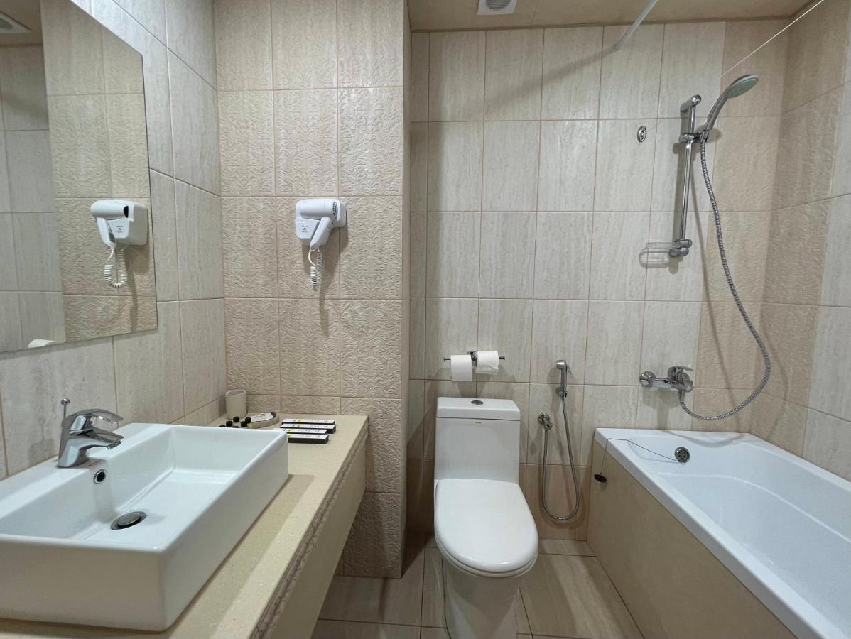 Hotel Gloria Deluxe 博罗沃耶 外观 照片