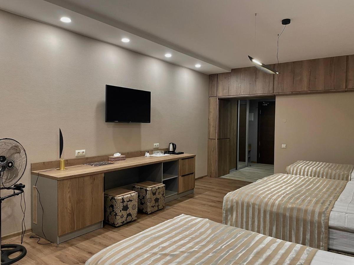 Hotel Gloria Deluxe 博罗沃耶 外观 照片