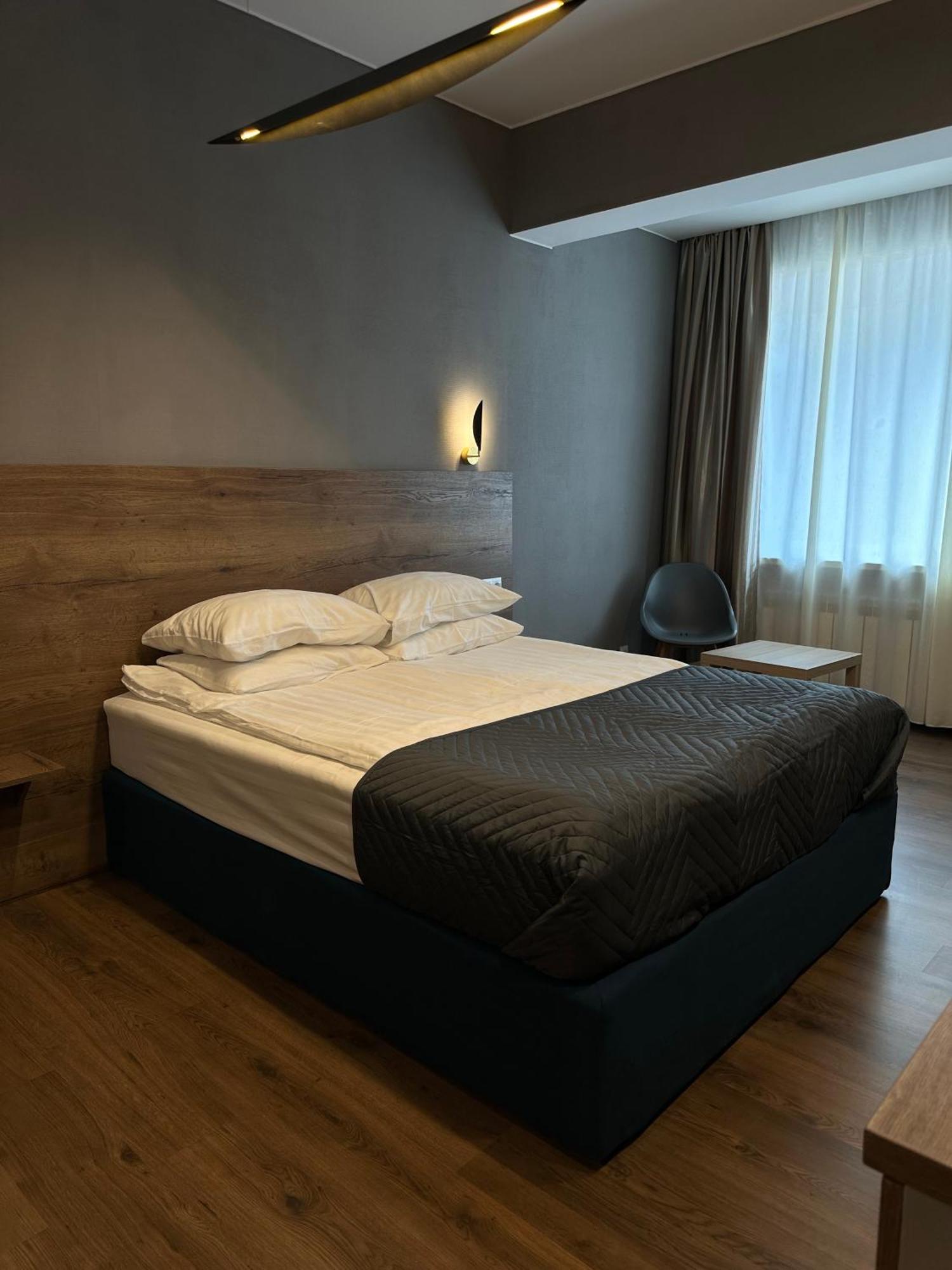 Hotel Gloria Deluxe 博罗沃耶 外观 照片