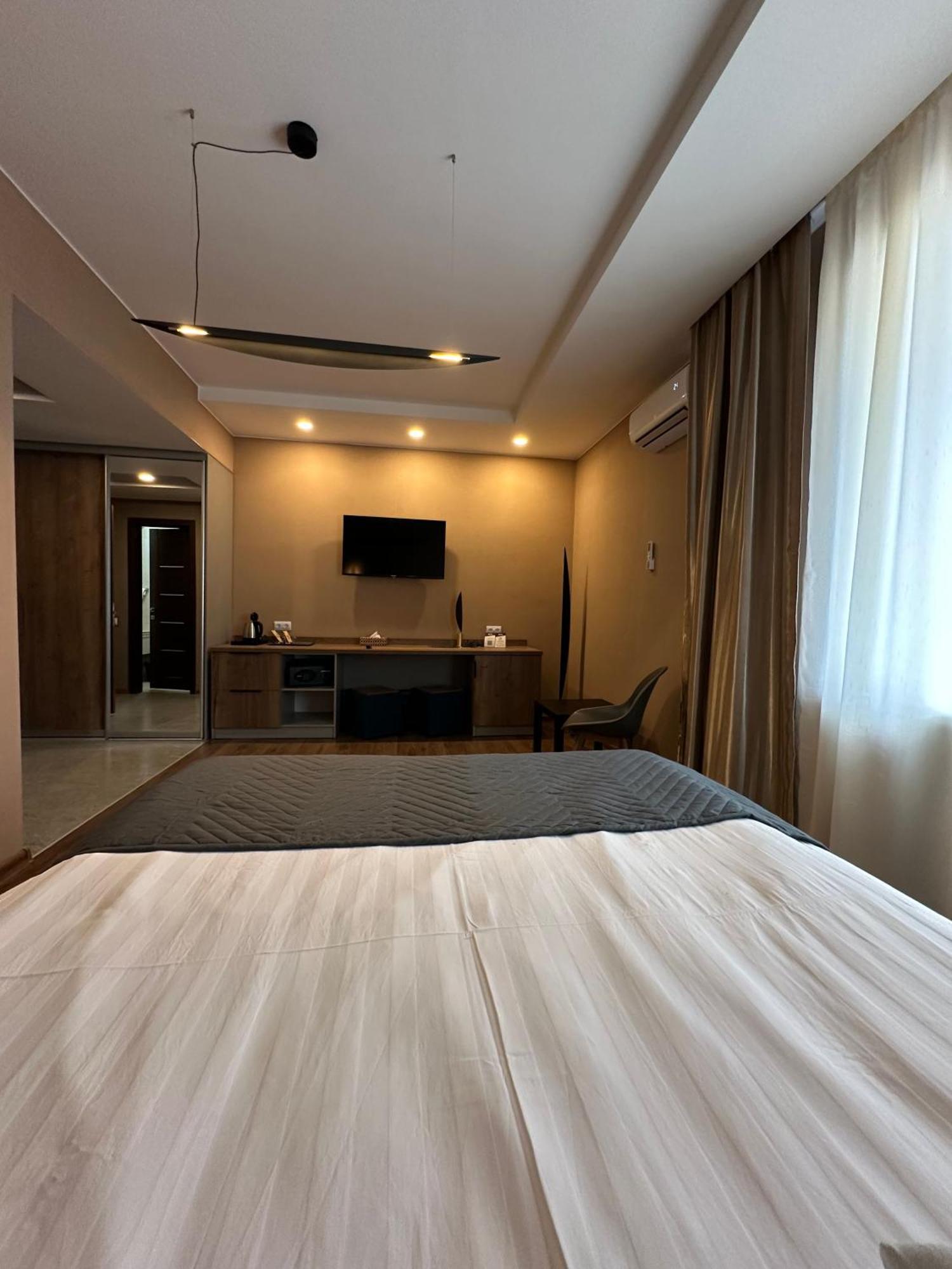 Hotel Gloria Deluxe 博罗沃耶 外观 照片