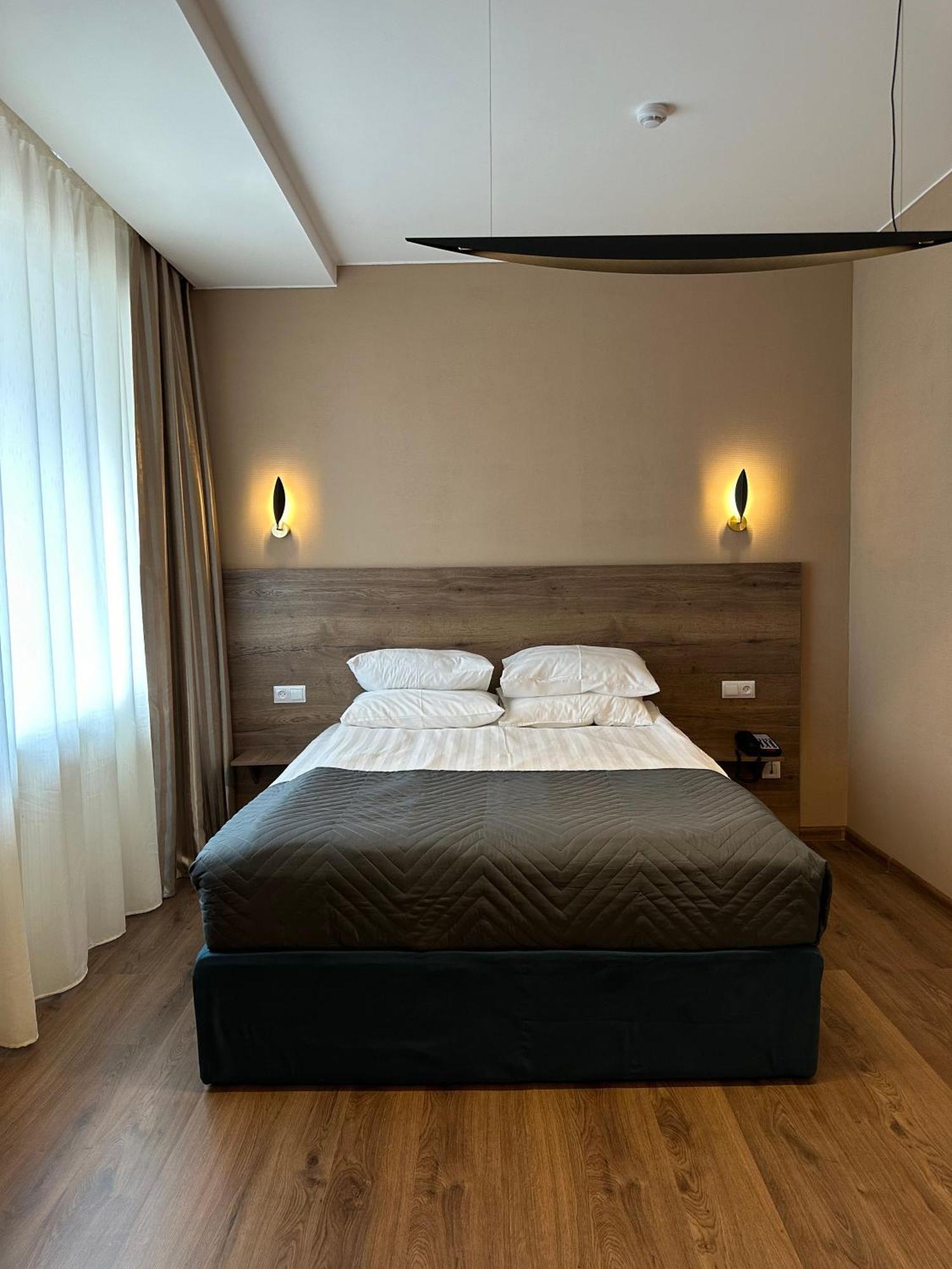 Hotel Gloria Deluxe 博罗沃耶 外观 照片